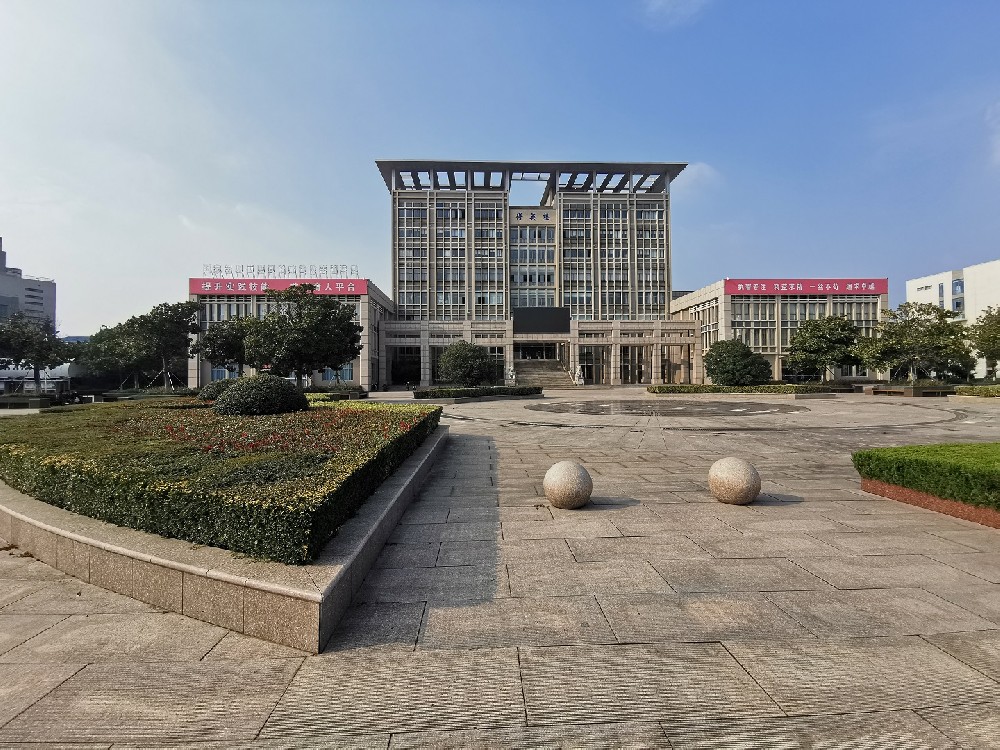 某学校置换评估